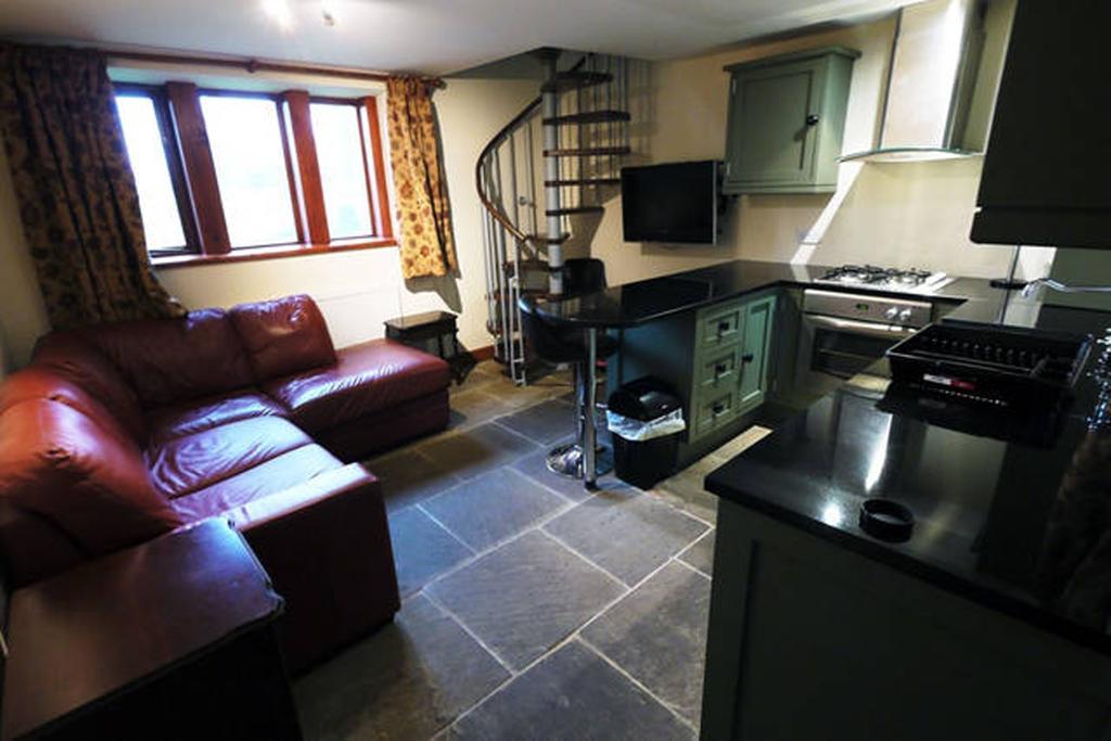 Pellcroft Cottage Holmfirth Bagian luar foto