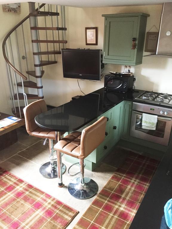 Pellcroft Cottage Holmfirth Bagian luar foto